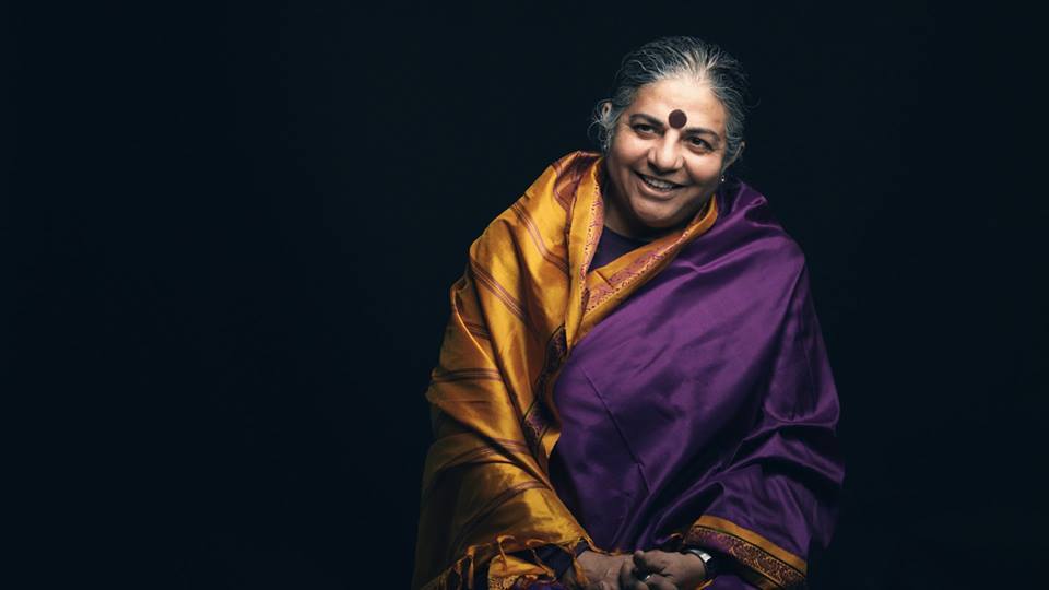 Vandana Shiva. Nel 1993 ha ricevuto il Right Livelihood Award, detto il Premio Nobel alternativo.