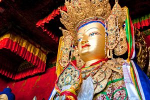 La statua del Buddha Śākyamuni introdotta in Tibet nel VII secolo dalla principessa cinese Wénchéng. (Foto da it.wikipedia.org).