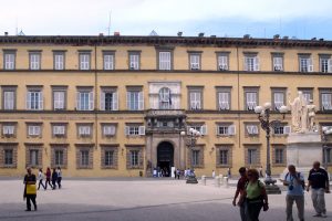 Palazzo Ducale di Lucca. (Foto da it.wikipedia.org).