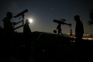 Luci su Arezzo (foto Nuovo gruppo astrofili Arezzo)