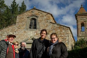 Alcuni membri del comitato Save Sillano (foto da Comune di Greve in Chianti)