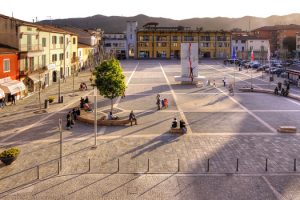 Piazza Risorgimento. Foto da comunequarrata.it