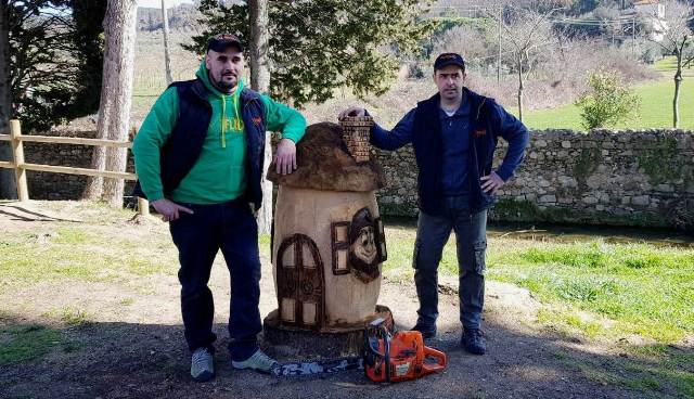 Luca Simoni e Ivan Butelli, gli artisti che hanno realizzato le sculture.