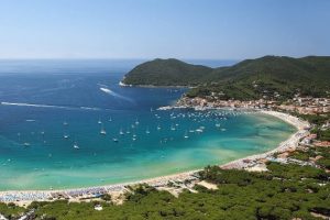 Spiagge-Elba-Marina-di-Campo-2016-1-e1492593948838