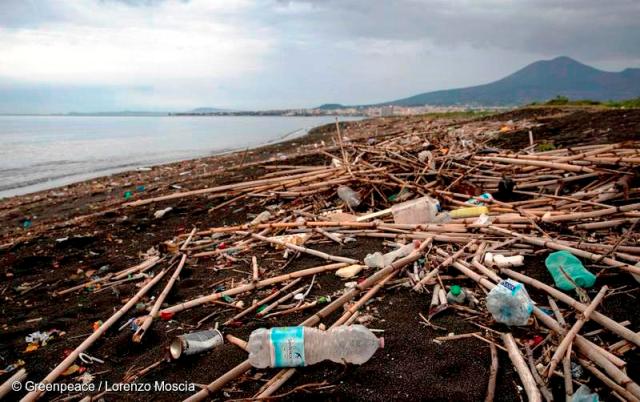 Plastica in spiaggia