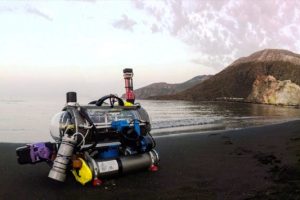 FeelHippo sulla spiaggia di Vulcano (foto Università di Firenze)