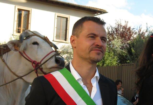 Il sindaco Francesco Casini. (Foto da profilo Facebook).