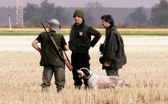 Guardie ambientali del Wwf in azione di pattuglia antibracconaggio