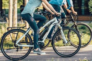 bicicletta-assistita-elettrica-toscana-ambiente