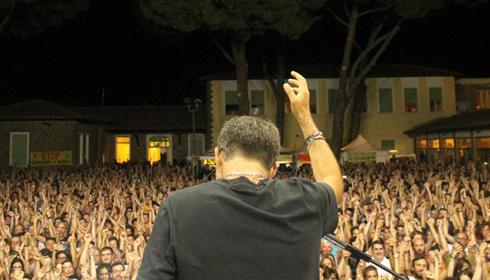 Un momento del concerto di Daniele Silvestri nel 2019. (Foto da pagina Facebook Festambiente).