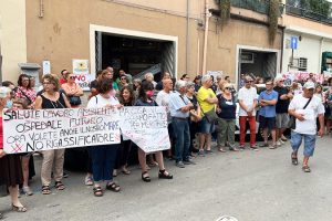 Foto da pagina Facebook Comitato Salute Pubblica Piombino.