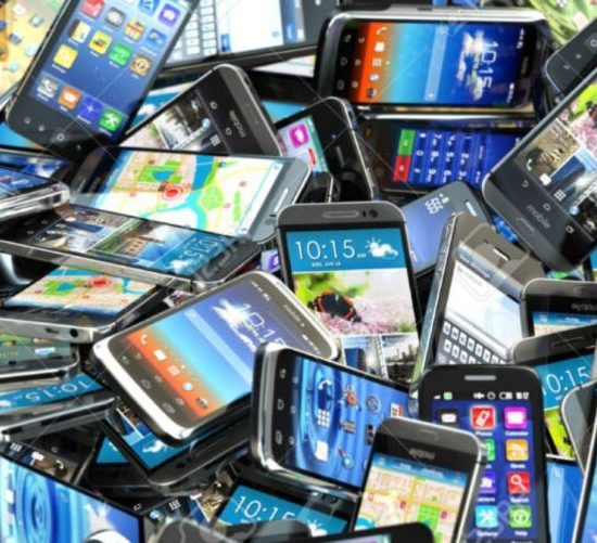 Obsolescenza-economia-consumismo_Toscana-ambiente
