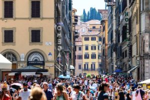 turismo-massa-firenze_Toscana-ambiente