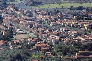 Calci-panorama-palloncini_Toscana-ambiente