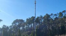 Monteferrato-prato-antenna-telefonica-Toscana-ambiente