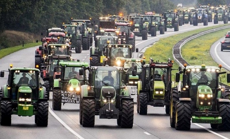 protesta-agricoltori-multinazionali_Toscana-ambiente